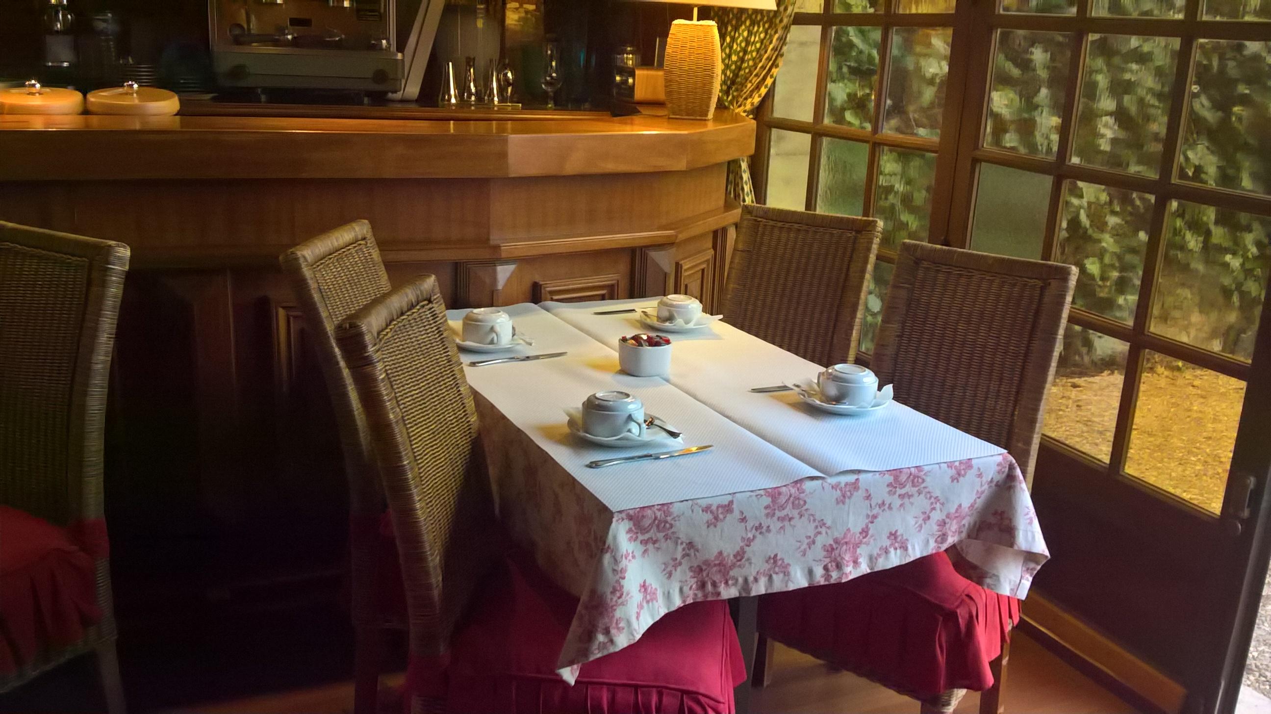 Hotel Anne De Bretagne บลัวส์ ภายนอก รูปภาพ