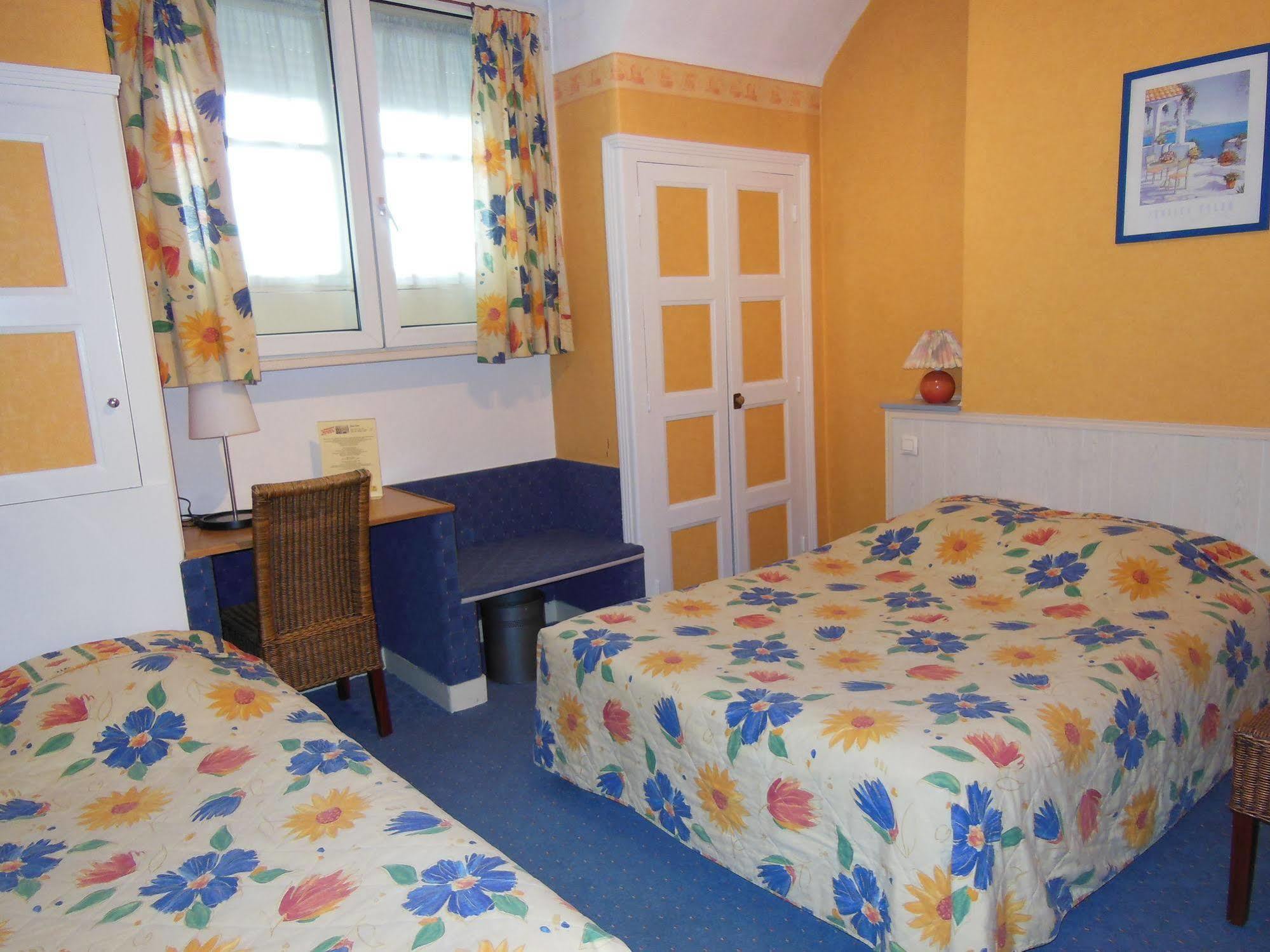Hotel Anne De Bretagne บลัวส์ ภายนอก รูปภาพ